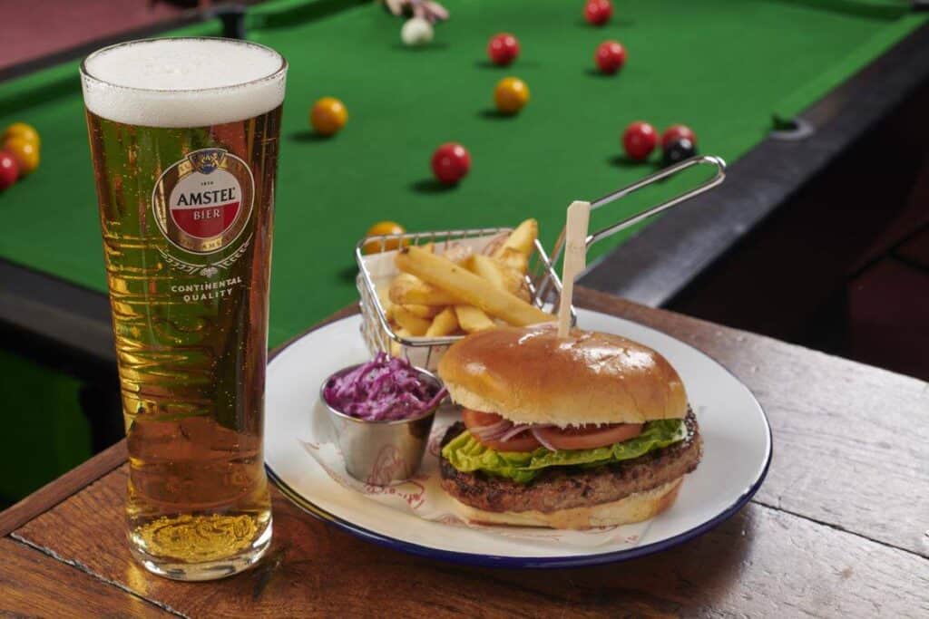 9 Best Bars in and Near Victoria, London 2022