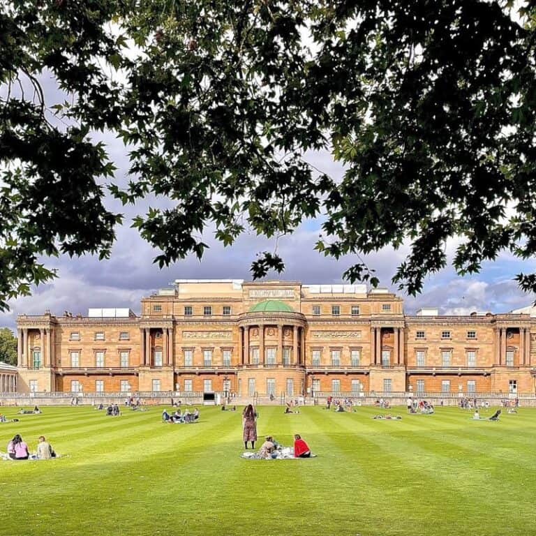 31 Best Gardens in London Famous, Quirky, Secret & More